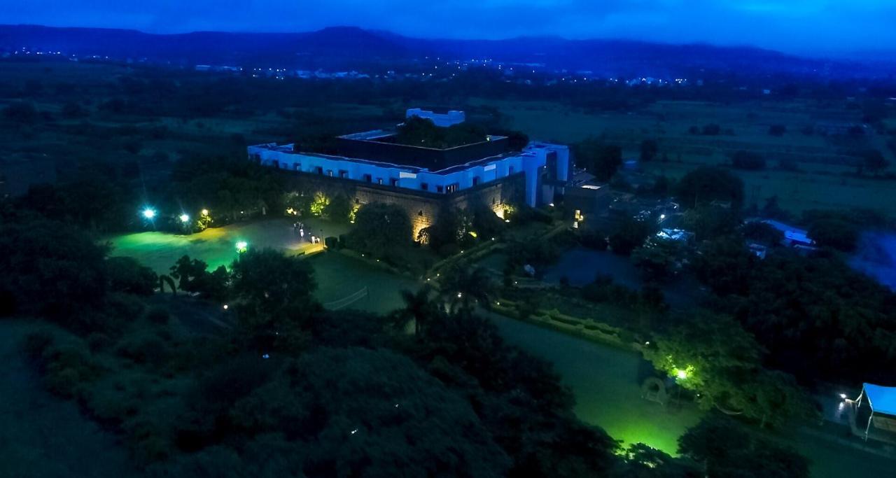 Fort Jadhavgadh -A Gadh Heritage Hotel Sasvad Exterior foto